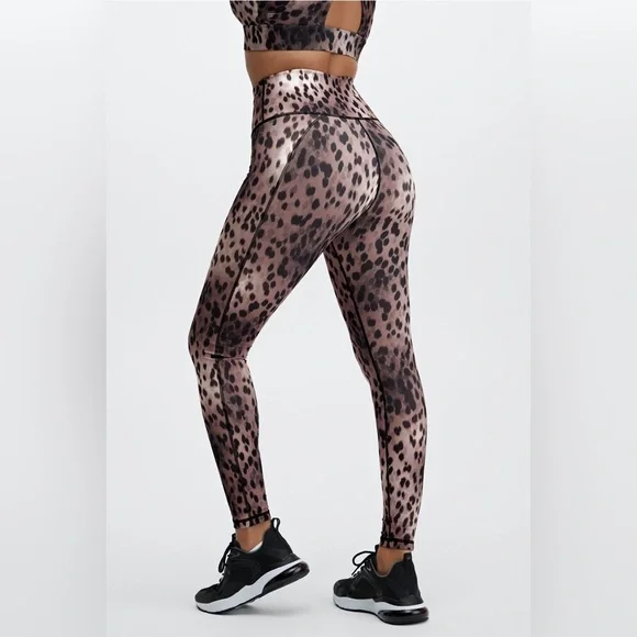 💎RARE💎NWOT Fabletics “Oasis” Bra And Define PowerHold Leggings Set, Size Medium - Picture 3 of 16